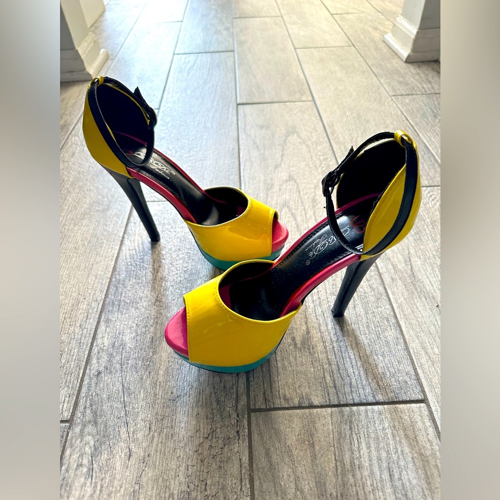 Colorblock*Peeptoe*Anklestrap Sandals